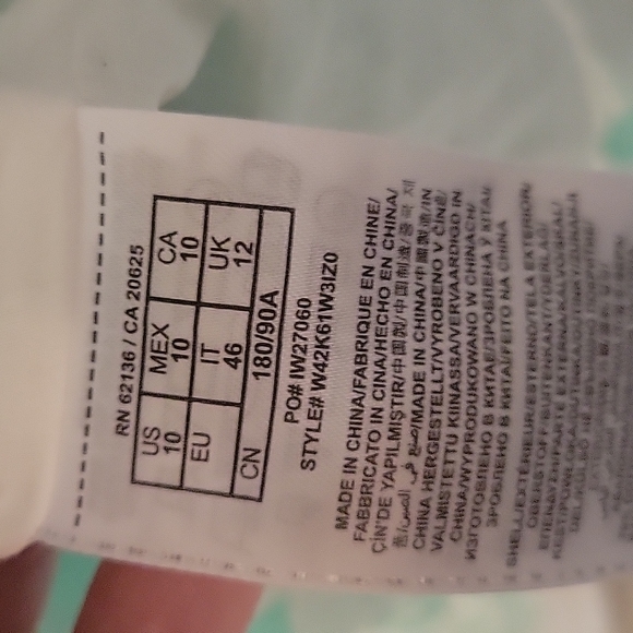 GUESS lightweight sundress- LIKE NEW! - Picture 8 of 8